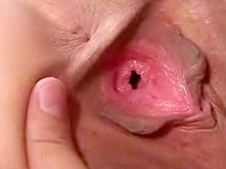 Japanese slut gets fucked in Tokyo